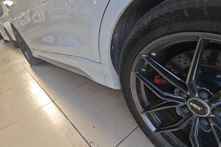 Used Audi Q3 2022 40 TFSI Fashion Dynamic Model Left Side Sill