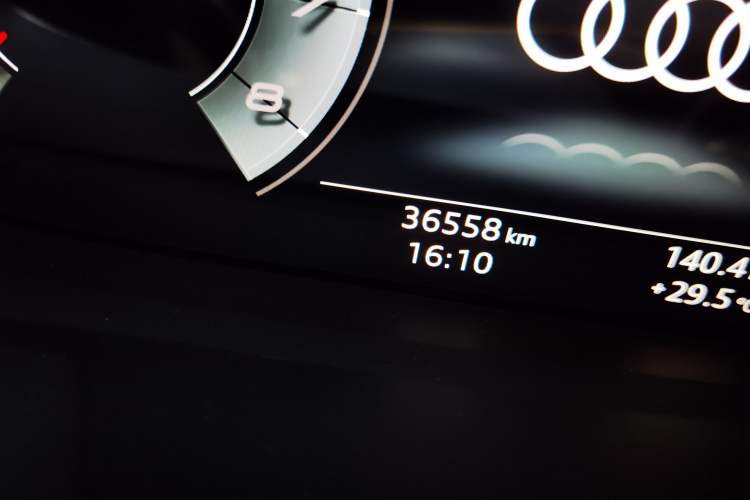 Used Audi Q3 2022 35 TFSI Fashion Dynamic Model Odometer Close Up