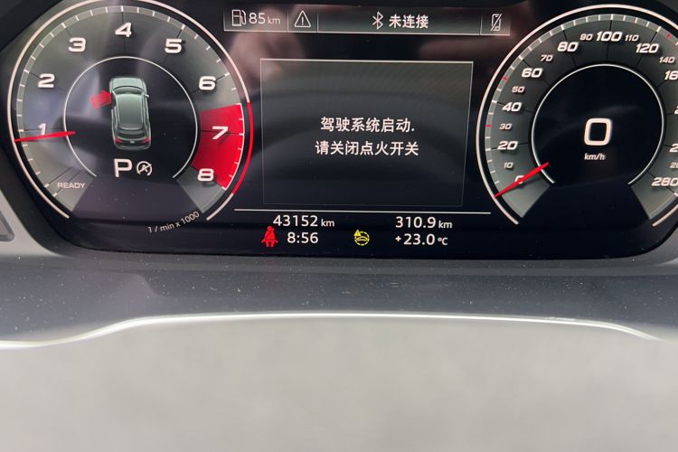 Used Audi Q3 2022 35 TFSI Fashion Dynamic Model Odometer Close Up