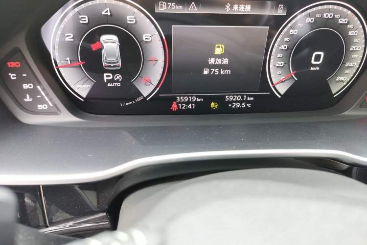 Used Audi Q3 2022 40 TFSI Fashion Dynamic Model Odometer Close Up