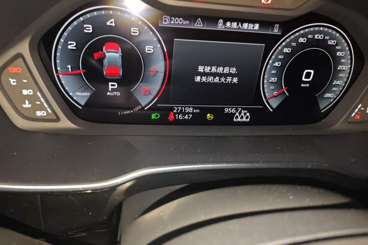 Used Audi Q3 2022 40 TFSI Fashion Dynamic Model Odometer Close Up