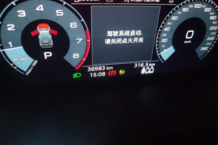 Used Audi Q3 2022 35 TFSI Progressive Dynamic Edition Odometer Close Up