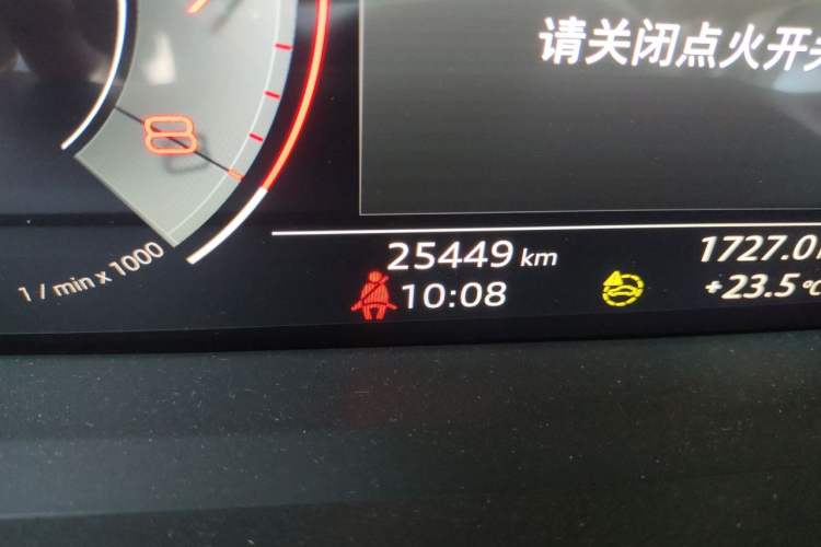 Used Audi Q3 2022 35 TFSI Fashionable and Elegant Model Odometer Close Up