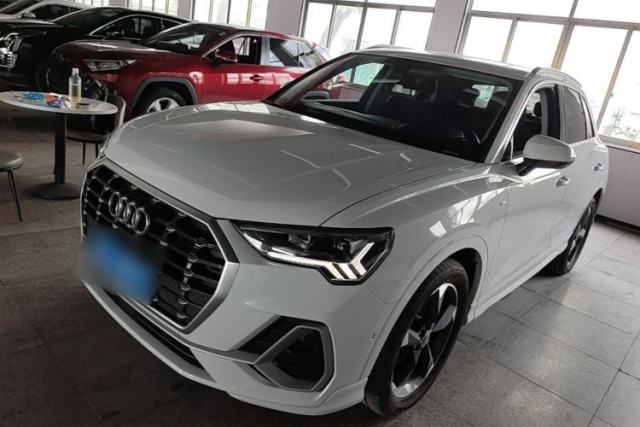 Used Audi Q3 2022 35 TFSI Fashion Dynamic Model