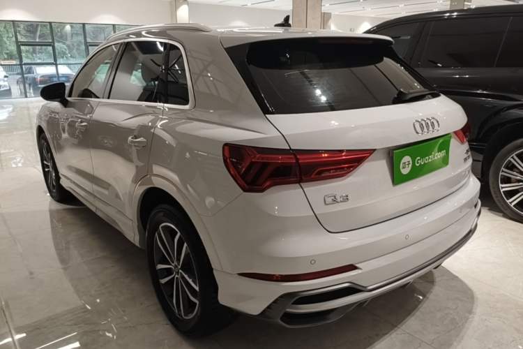 Used Audi Q3 2022 35 TFSI Progressive Dynamic Edition Rear Left 45 Deg