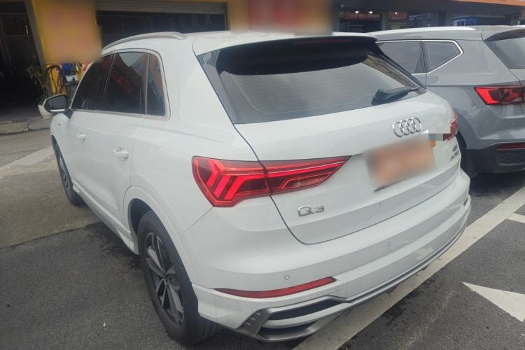 Used Audi Q3 2022 35 TFSI Progressive Dynamic Edition Rear Left 45 Deg