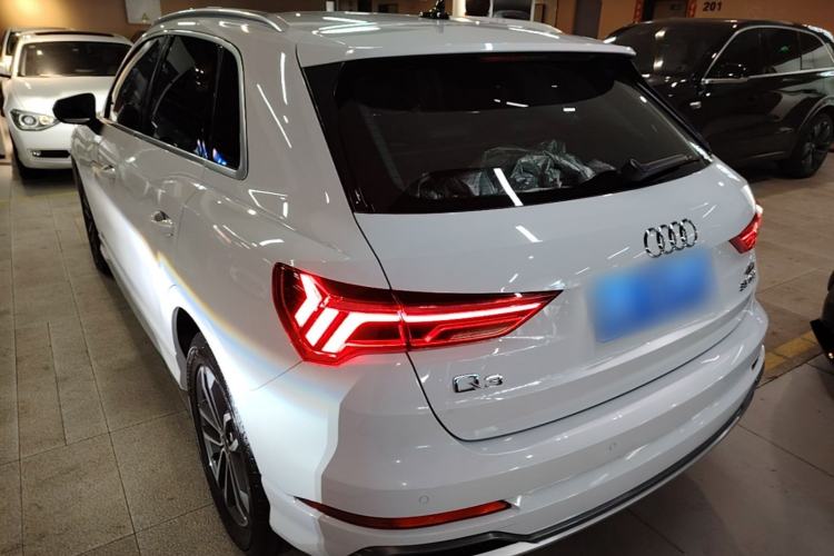 Used Audi Q3 2022 35 TFSI Progressive Dynamic Edition Rear Left 45 Deg
