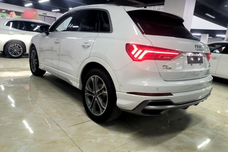 Used Audi Q3 2022 40 TFSI Fashion Dynamic Model Rear Left 45 Deg