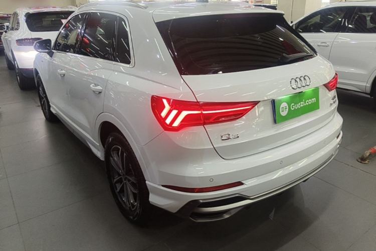 Used Audi Q3 2022 35 TFSI Progressive Dynamic Edition Rear Left 45 Deg