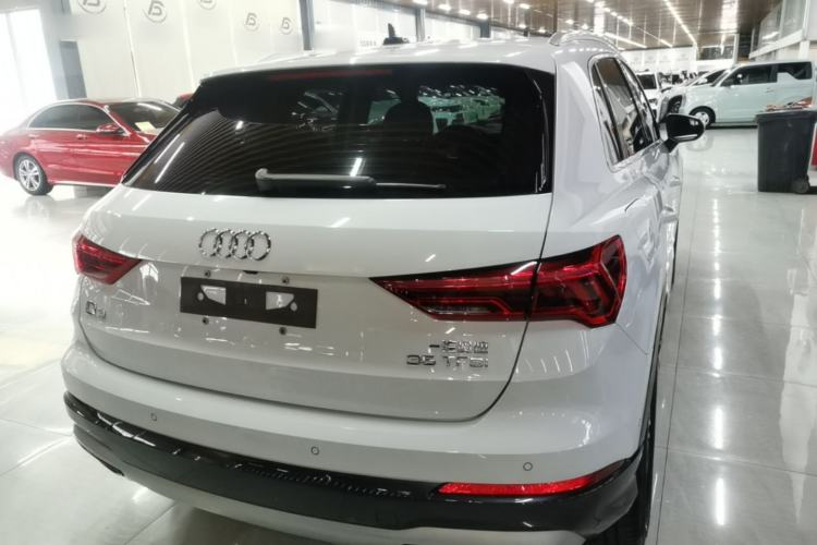 Used Audi Q3 2022 35 TFSI Fashionable and Elegant Model Rear