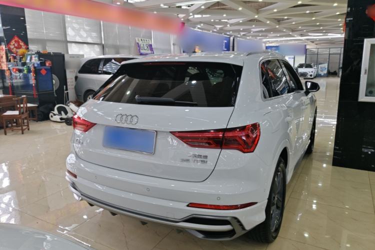Used Audi Q3 2022 35 TFSI Fashion Dynamic Model Rear Right 45 Deg