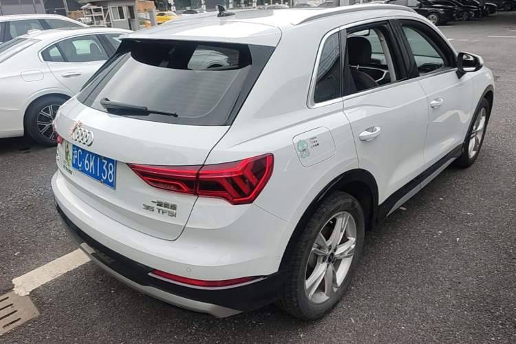 Used Audi Q3 2022 35 TFSI Fashionable and Elegant Model Rear Right 45 Deg
