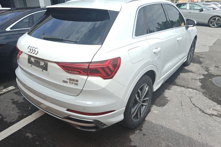 Used Audi Q3 2022 35 TFSI Progressive Dynamic Edition Rear Right 45 Deg
