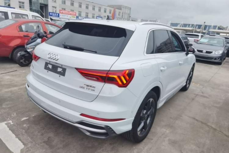 Used Audi Q3 2022 35 TFSI Fashion Dynamic Model Rear Right 45 Deg