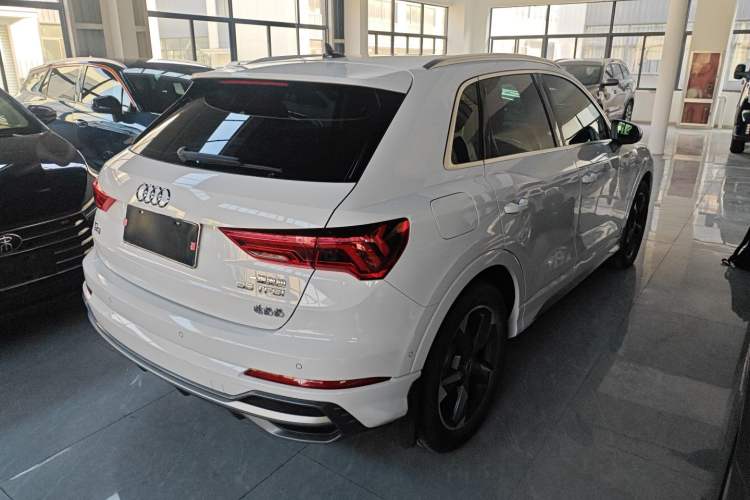 Used Audi Q3 2022 35 TFSI Fashion Dynamic Model Rear Right 45 Deg