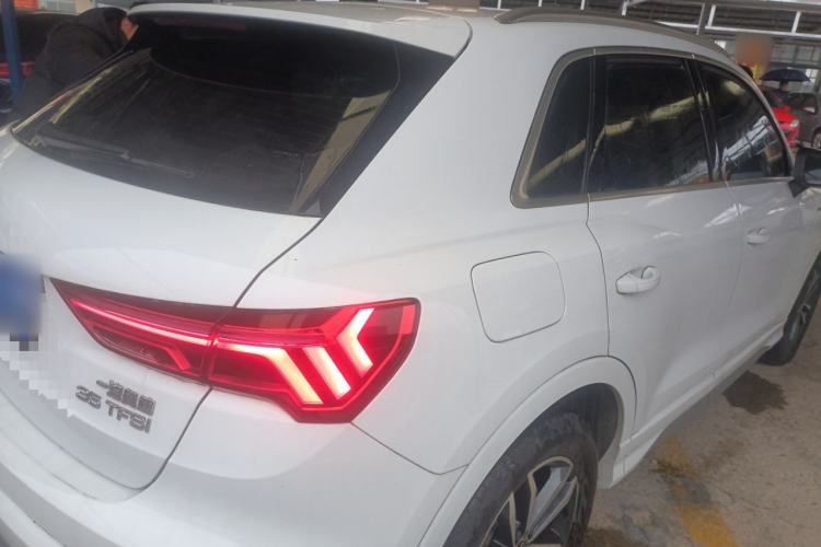 Used Audi Q3 2022 35 TFSI Progressive Dynamic Edition Rear Right 45 Deg