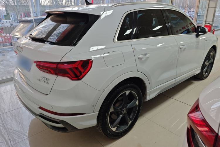 Used Audi Q3 2022 35 TFSI Fashion Dynamic Model Rear Right 45 Deg