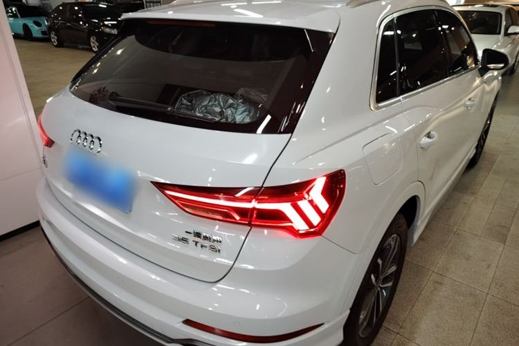Used Audi Q3 2022 35 TFSI Progressive Dynamic Edition Rear Right 45 Deg
