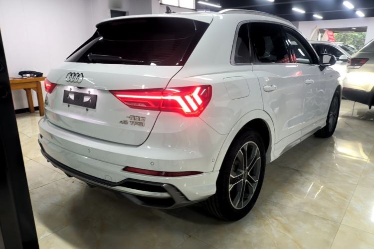 Used Audi Q3 2022 40 TFSI Fashion Dynamic Model Rear Right 45 Deg