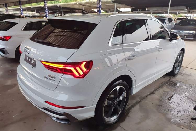 Used Audi Q3 2022 35 TFSI Fashion Dynamic Model Rear Right 45 Deg