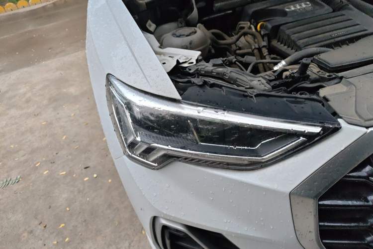 Used Audi Q3 2022 35 TFSI Fashion Dynamic Model Right Front Headlight