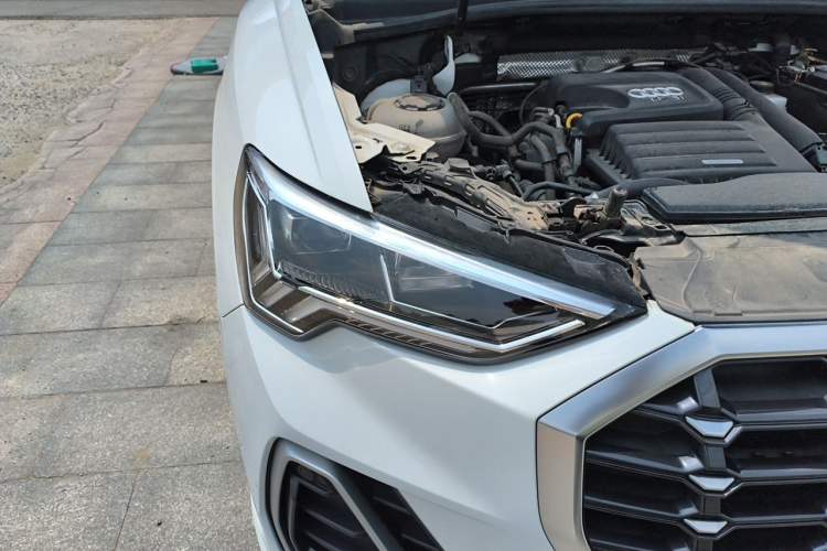 Used Audi Q3 2022 35 TFSI Progressive Dynamic Edition Right Front Headlight