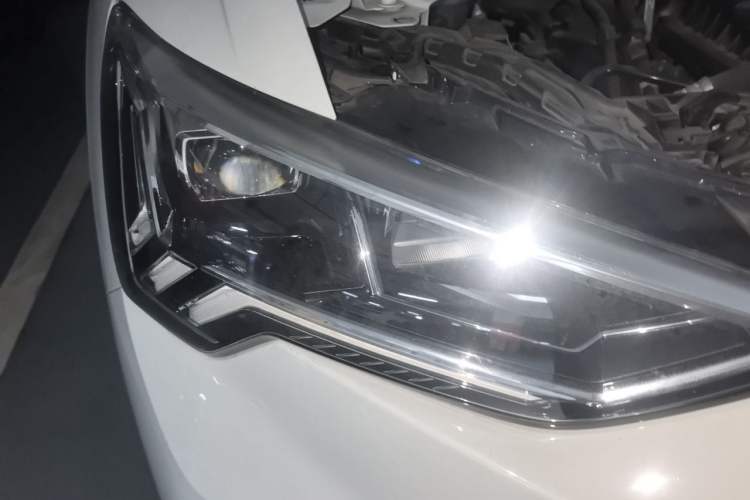 Used Audi Q3 2022 35 TFSI Fashion Dynamic Model Right Front Headlight