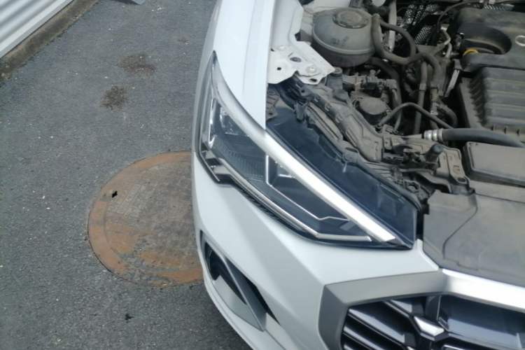 Used Audi Q3 2022 35 TFSI Fashion Dynamic Model Right Front Headlight