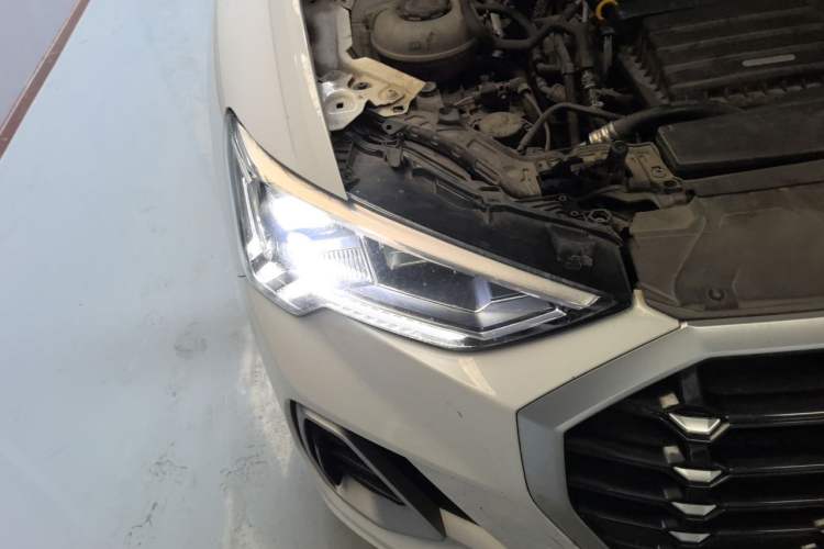 Used Audi Q3 2022 35 TFSI Fashion Dynamic Model Right Front Headlight