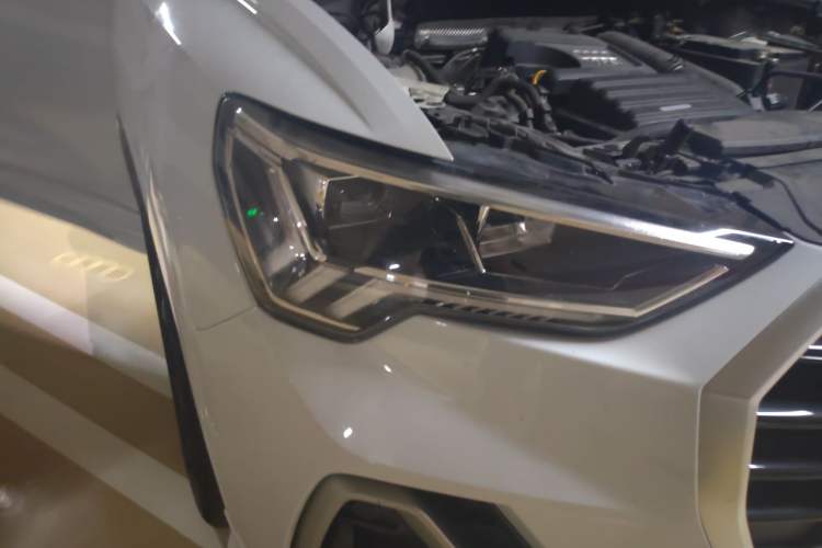 Used Audi Q3 2022 35 TFSI Fashion Dynamic Model Right Front Headlight
