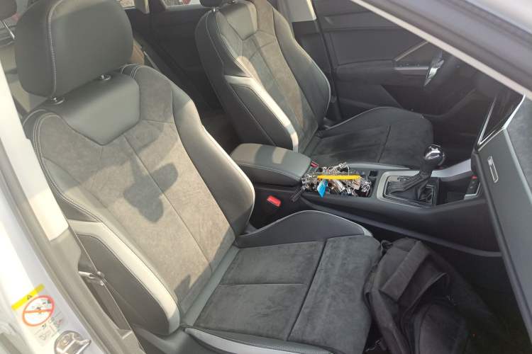 Used Audi Q3 2022 35 TFSI Fashion Dynamic Model Right Front Seat