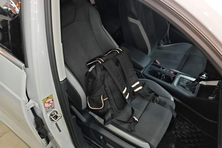 Used Audi Q3 2022 35 TFSI Progressive Dynamic Edition Right Front Seat