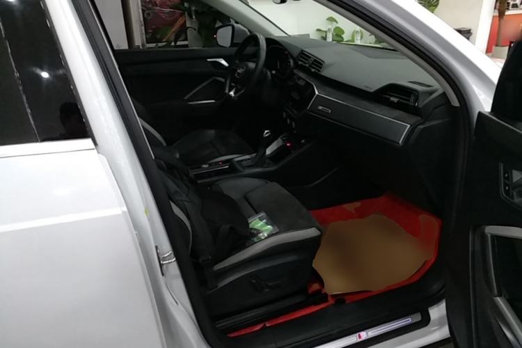 Used Audi Q3 2022 35 TFSI Fashion Dynamic Model Right Front Seat