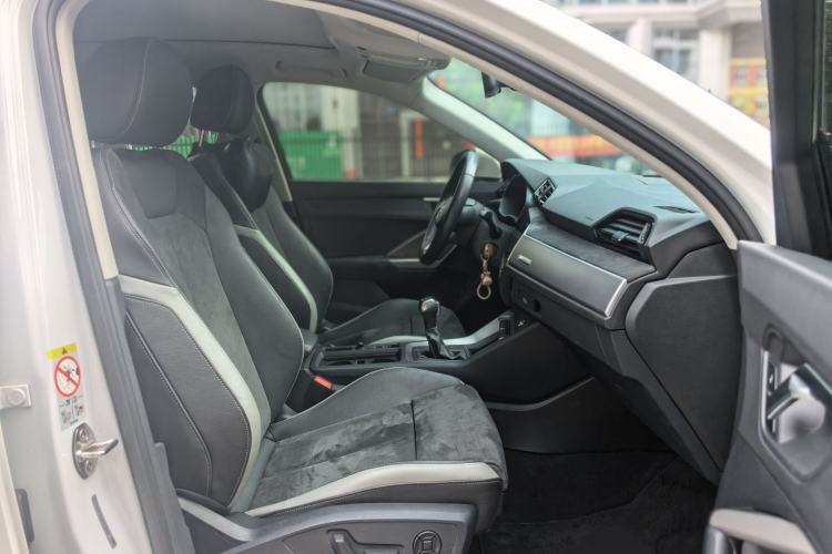 Used Audi Q3 2022 35 TFSI Progressive Dynamic Edition Right Front Seat