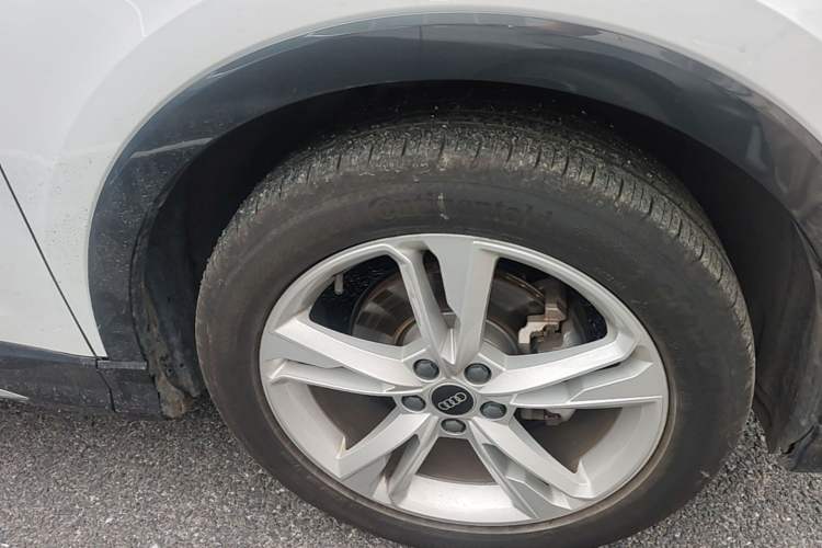 Used Audi Q3 2022 35 TFSI Fashionable and Elegant Model Right Front Wheel Hub