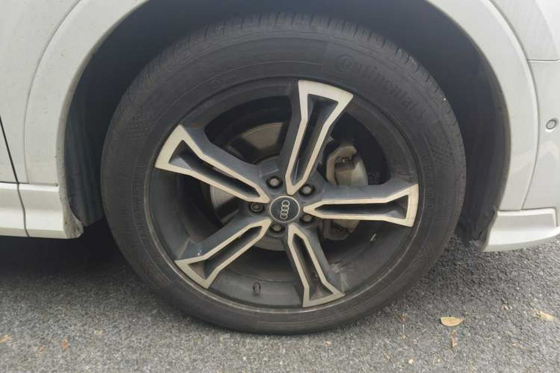 Used Audi Q3 2022 45 TFSI quattro Fashion Dynamic Model Right Front Wheel Hub
