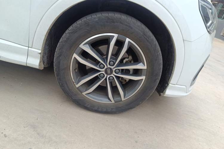 Used Audi Q3 2022 35 TFSI Progressive Dynamic Edition Right Front Wheel Hub