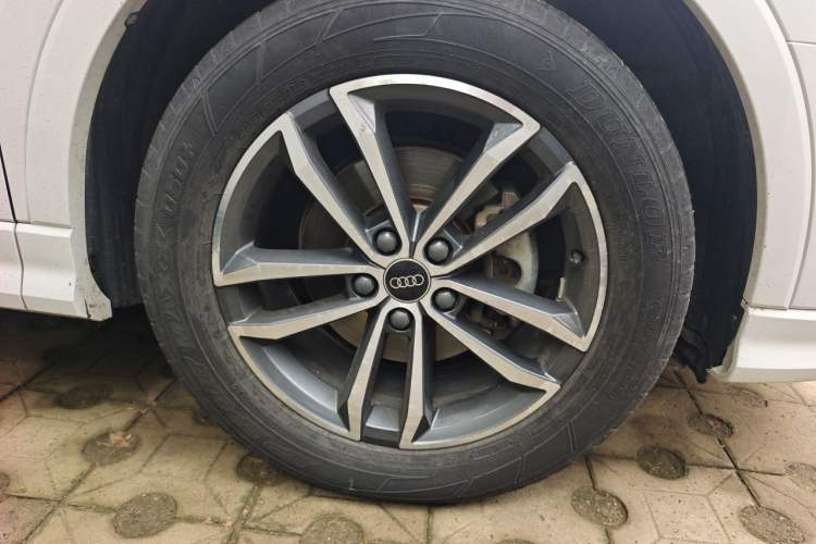 Used Audi Q3 2022 35 TFSI Progressive Dynamic Edition Right Front Wheel Hub