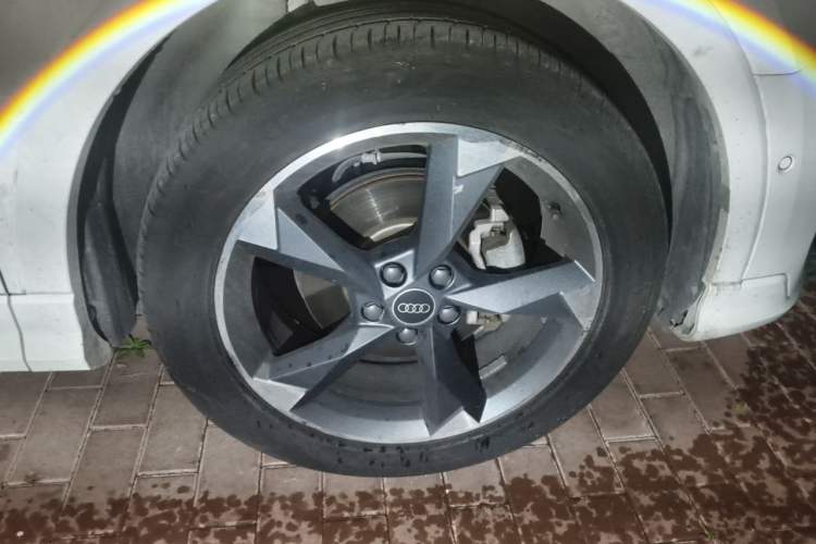 Used Audi Q3 2022 35 TFSI Fashion Dynamic Model Right Front Wheel Hub