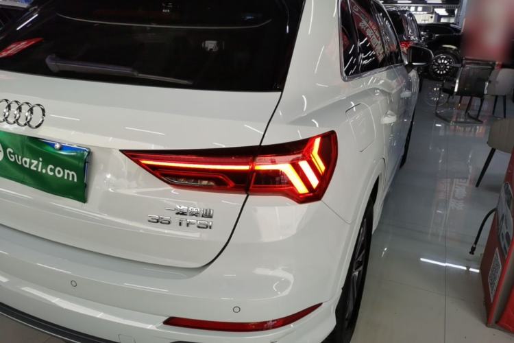 Used Audi Q3 2022 35 TFSI Progressive Dynamic Edition Right Rear Taillight