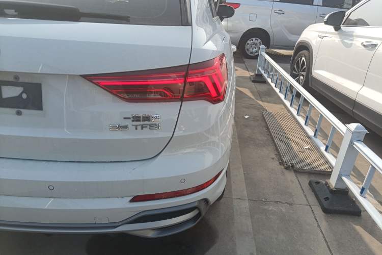 Used Audi Q3 2022 35 TFSI Fashion Dynamic Model Right Rear Taillight