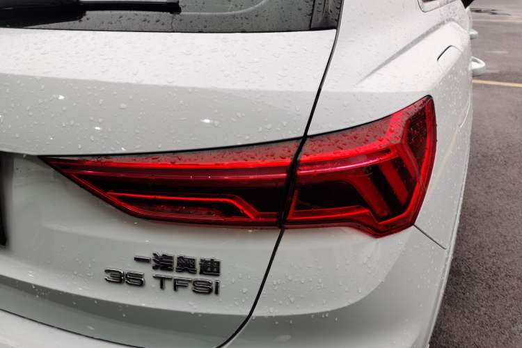 Used Audi Q3 2022 35 TFSI Progressive Dynamic Edition Right Rear Taillight
