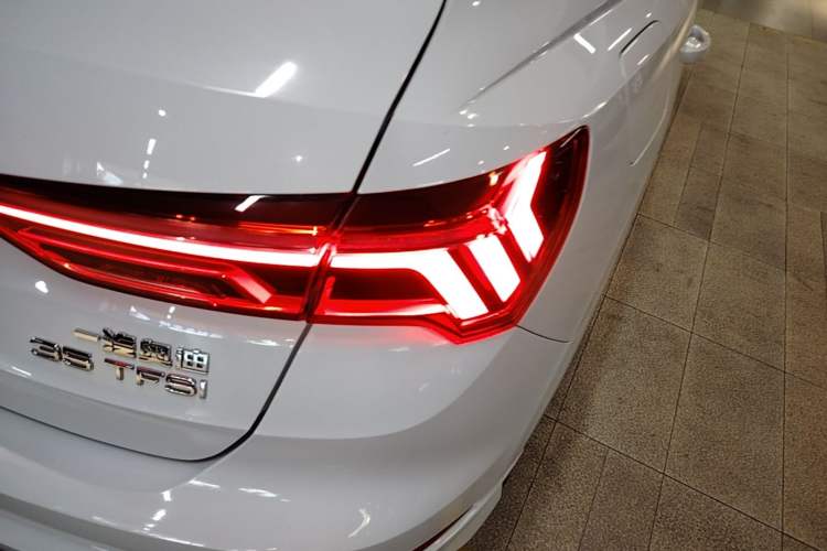 Used Audi Q3 2022 35 TFSI Progressive Dynamic Edition Right Rear Taillight