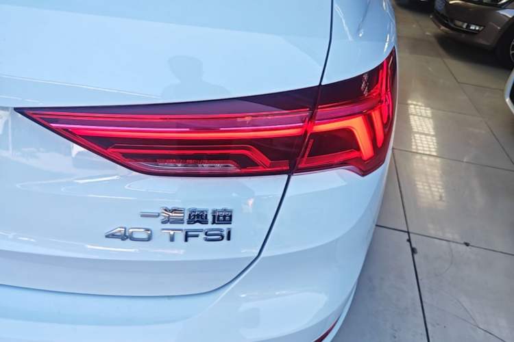 Used Audi Q3 2022 40 TFSI Fashion Dynamic Model Right Rear Taillight