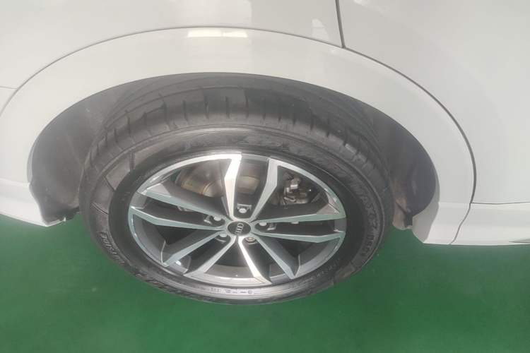 Used Audi Q3 2022 35 TFSI Progressive Dynamic Edition Right Rear Wheel Hub