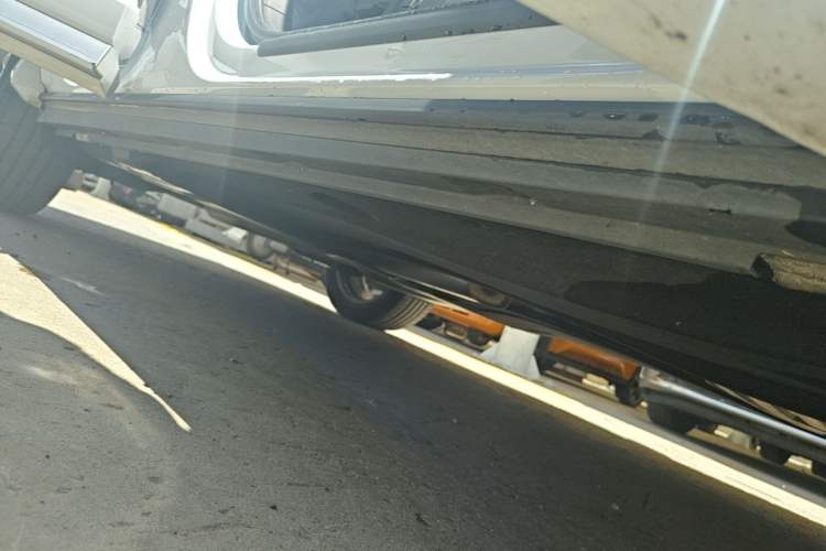 Used Audi Q3 2022 35 TFSI Fashion Dynamic Model Right Side Sill