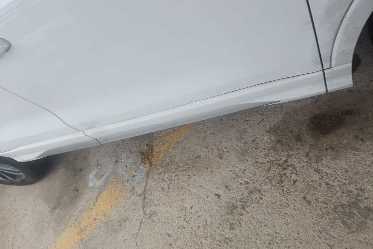 Used Audi Q3 2022 35 TFSI Progressive Dynamic Edition Right Side Sill