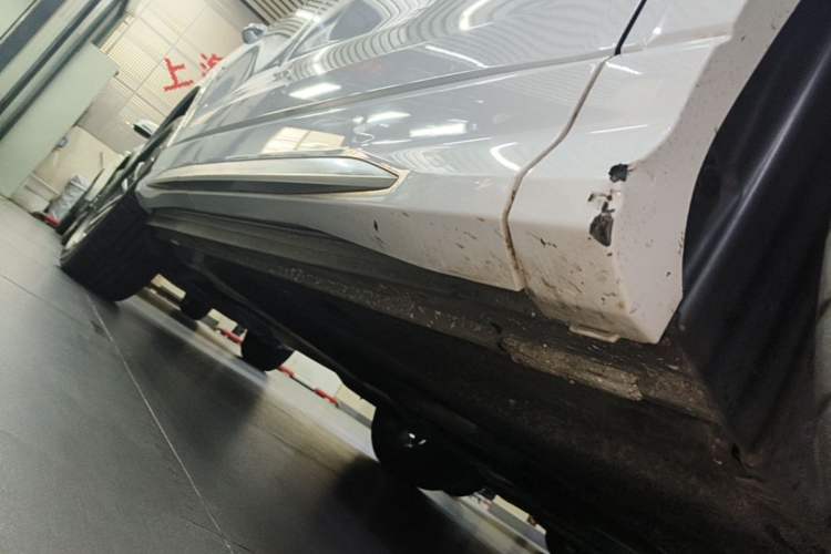 Used Audi Q3 2022 35 TFSI Progressive Dynamic Edition Right Side Sill