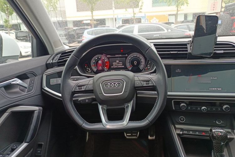 Used Audi Q3 2022 35 TFSI Fashion Dynamic Model Steering Wheel