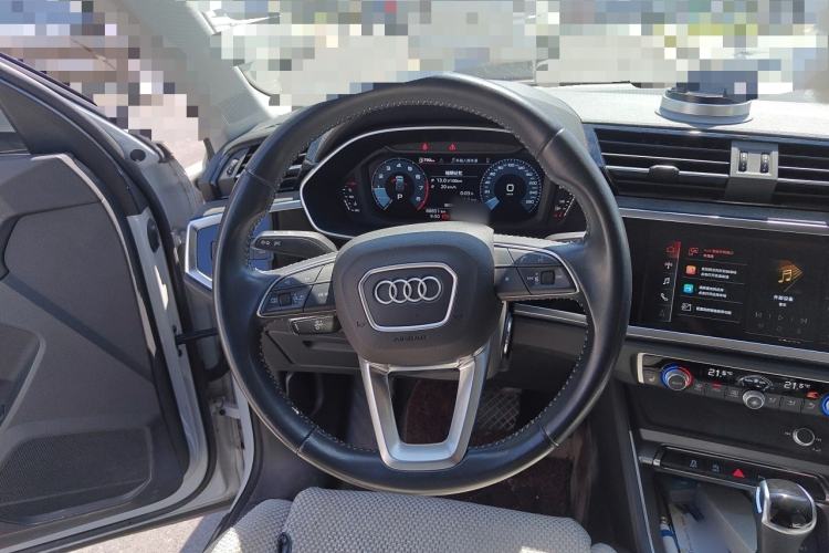 Used Audi Q3 2022 35 TFSI Progressive Dynamic Edition Steering Wheel